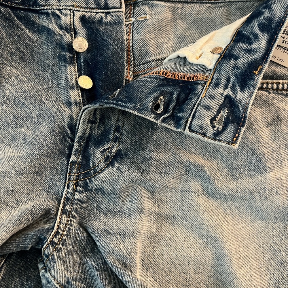 Free People Ivy Mid Rise Jean Short - Picture 10 of 14
